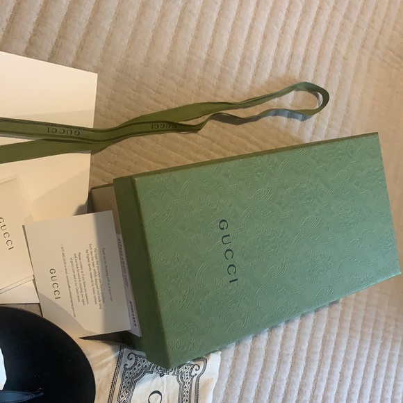 Gucci Sandals - Picture 8 of 10